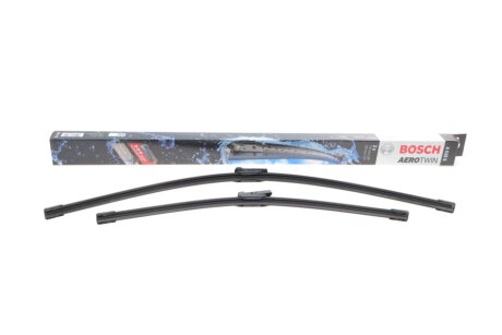 Щітки склоочисника (700/500mm) Audi Q7/Bentley Bentayga 15- (opt-om) BOSCH 3 397 014 535