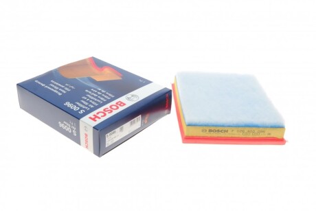 Фільтр повітряний Ford Ka 1.3i 02-08/1.6i 00-08 (opt-om) BOSCH F 026 400 096