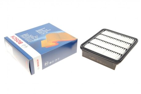 Фільтр повітряний MITSUBISHI GALANT 2.0, 2.5 96-, FORD RANGER 2.5 D 99-06 BOSCH F 026 400 165
