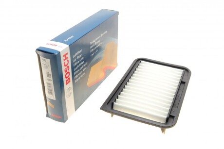 Фільтр повітряний Suzuki Swift 1.2i 10- UA63 BOSCH F 026 400 420