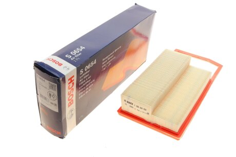 Фільтр повітряний Fiat Doblo/Fiorino/500L/X 1.3D Multijet/Opel Combo 1.3 CDTI 10- UA63 BOSCH F 026 400 654