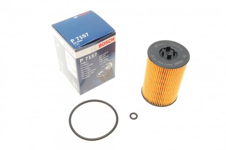 Фільтр масляний двигуна VW GOLF VII, SKODA OCTAVIA III 1.6-2.0 TDI 13- BOSCH F 026 407 157