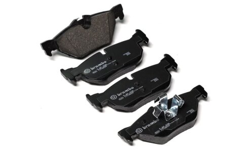 Колодка гальм. диск. BMW 3 (E90-91) 05 - задн. C.I.U BREMBO P 06 038