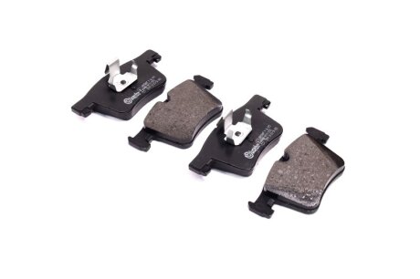 Колодки гальмівні дискові ПЕРЕДН BMW X3 20 DX, 20IX, BIS 10/11-,X3 35IX (F25) 2011- BREMBO P 06 075