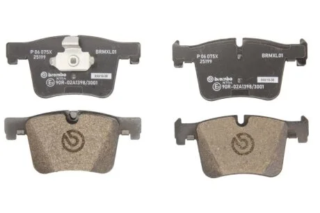 Колодки гальмівні дискові ПЕРЕДН СЕРИЯ XTRA BMW X3 20 DX, 20IX, BIS 10/11-,X3 35IX (F25) 2011- P06075X BREMBO P06 075X
