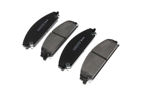 Колодки гальмівні дискові ПЕРЕДН CHRYSLER 300C 3.5 09-04- -ua BREMBO P 11 017
