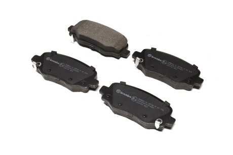 Колодки гальмівні дискові ЗАДН JEEP CHEROKEE (KL) 11/13- BREMBO P 37 020