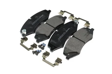Колодки гальмівні дискові ПЕРЕДН LAND ROVER DISCOVERY MK IV 3.0,3.0TD, 5.0 09/09-,RANGERROVER 3.0TD,5.0 P44022 BREMBO P 44 022
