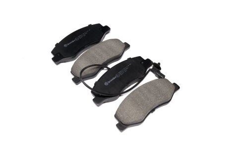 Колодки гальмівні дискові (комплект 4 шт) ЗАДН OPEL MOVANO B 2.3CDTI 2010-,RENAULT MASTER IV 2010- BREMBO P 68 061