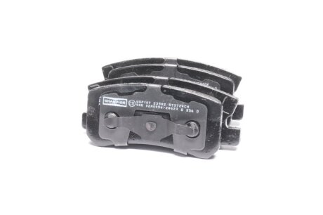 Колодки гальмівні дискові задні MITSUBISHI Montero, Pajero, Shogun CHAMPION 573724CH