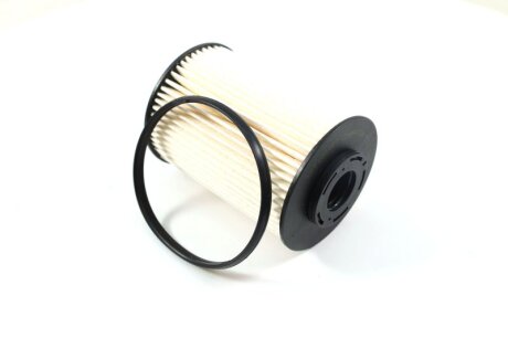 Фільтр паливний FORD MONDEO IV; VOLVO C30, C70 II, S80 II, V50, V70 III, XC60 -ua CHAMPION CFF100487