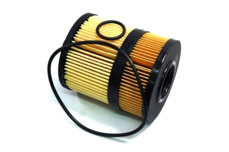 Фільтр масляний двигуна /XE585 CHAMPION COF100585E