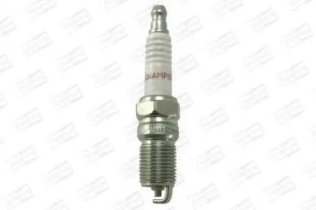 Свічка запалювання CHAMPION OE067/T10