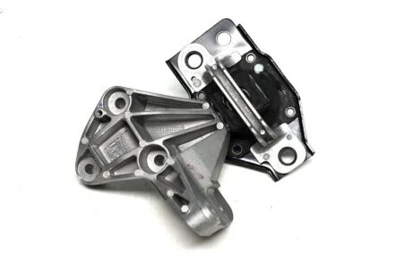 Подушка двигателя Nissan Qashqai 1.5 dCi 07- (opt-om) CORTECO 80004561