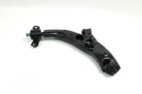 Важіль нижній R Mazda 626 GE 92-97 OLD CQMZ-10R (вир-во) CTR CQ0256R