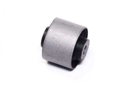 Втулка підвіски (4wd) Hyundai tucson 04-, santa fe 05-, creta, ix35 09-, kona CTR GV0544