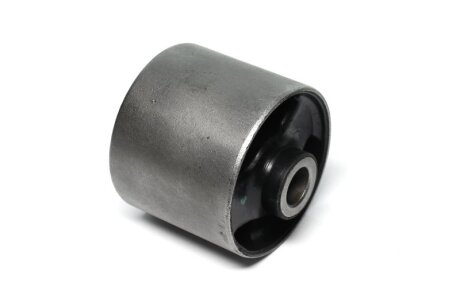 Сайлентблок рычага задняя ось Mitsubishi Pajero 06- C.I.U CTR GV0742