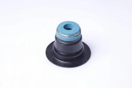 Сальник клапана КамАЗ,МАЗ,ПАЗ,ЛиАЗ дв.Cummins 4BT,6BT (1шт) (произ-во) Cummins Investmen 3957912