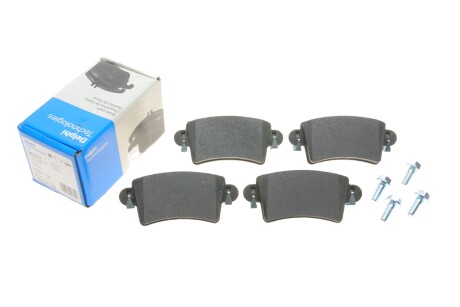 Колодки гальмівні (задні) Renault Master/Opel Movano A 98- (Bosch) UA63 Delphi LP1747