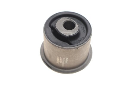 Сайлентблок важеля AUDI/PORSCHE/VW Q7(4L)/CAYENNE(9PA)/TOUAREG(7LA/7L6/7L7/7P5) 2002=>FRONT L/R -ua Delphi TD844W