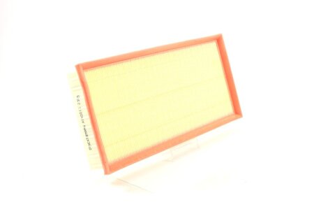 Фільтр повітряний MITSUBISHI CARISMA 1.6I 16V,1.8I 16V 95- Denckermann A140013