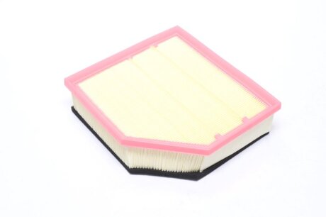 Фільтр повітряний VOLVO S60, XC70, XC90 2.4 D5 05- Denckermann A141314