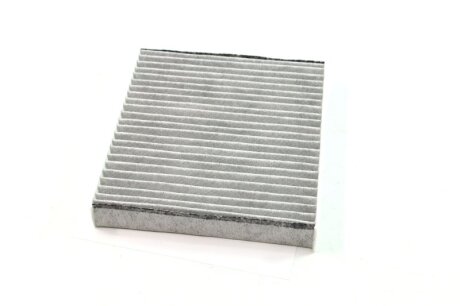 Фільтр салону FORD FOCUS II 04- VOLVO S40 04- вугільний Denckermann M110139