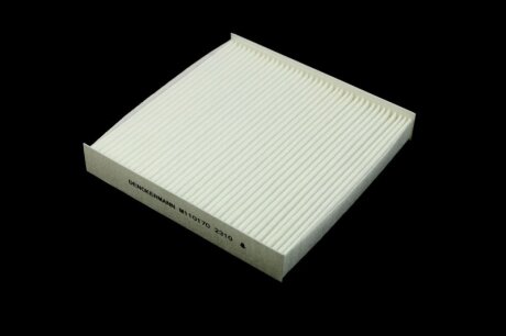 Фільтр салону CITROEN BERLINGO 97-, PEUGEOT PARTNER 97- Denckermann M110170