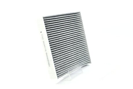 Фільтр салону TOYOTA RAV4, CAMRY 06- вугільний Denckermann M110473K