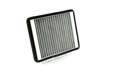 Фильтр салона ВАЗ 2110-2112 угольный Denckermann M110933K