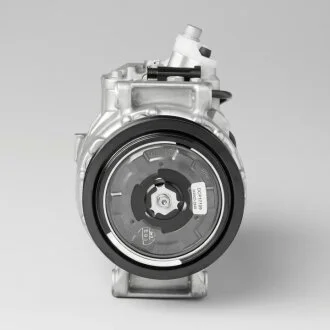 Компрессор кондиционера MERCEDES A0032302311 VITO 111CDI 03- DENSO DCP17109