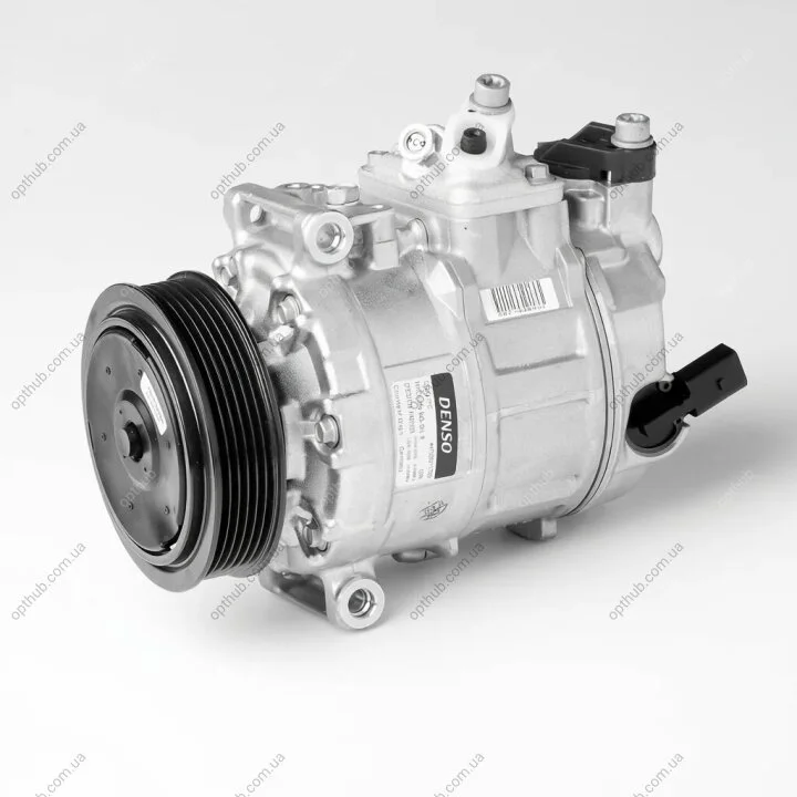 Компрессор кондиционера SKODA OCTAVIA 04-, SUPERB 08-/ VW CADDY 04-,GOLF 05-, PASSAT 05-, TIGUAN 07-, DENSO DCP32045 (фото 1)