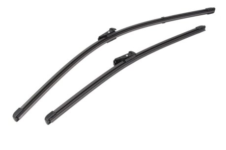 Щітка склоочисника К-Т БЕСКАРКАСНЫЙ 600/450 MM / LHD / KIA CEE'D (06-12), HYUNDAI I30 (07-11) -ua DENSO DF-030