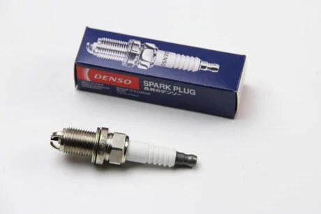 Свеча зажигания №3330 K20BR-S10 DAIHATSU RENAULT VW DENSO K20BRS10