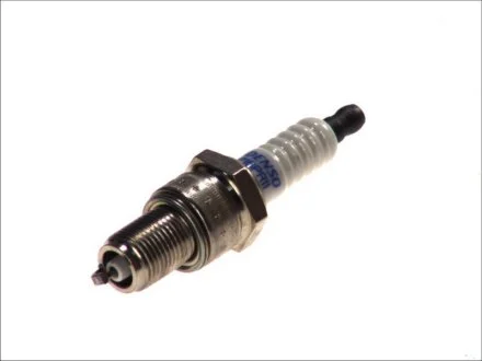 Свеча зажигания PLATINUM HYUNDAI SANTA FE I, SONATA II, III, IV 88-06 (пр-во) DENSO P16PR11