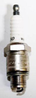 Свічка запалювання DENSO W14FRU