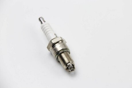 Свічка запалювання №5065 ALFA ROMEO AUDI LANCIA PEUGEOT VW DENSO W20EPB