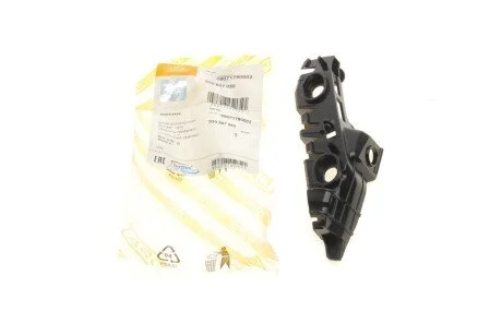 Кронштейн криплення бампера (переднього/R) VW Passat 14- (opt-om) DPA 88071790602