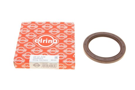 Сальник колінвалу (задній) Toyota Avensis/Corolla 79-00 (70x92x8.5) UA63 ELRING 135.420