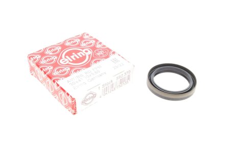 Сальник колінвалу (передній) Opel Insignia/Zafira 2.0 CDTI 14- (30x41.3x6.8) (opt-om) ELRING 592.370