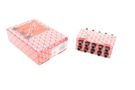 Комплект болтів головки цилідра HYUNDAI/MITSUBISHI ELRING 709.170