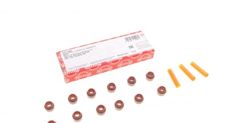 Сальник клапана (впуск/випуск) Fiat Doblo/Renault Megane/VW Passat (7x9.8/13.2x9.7) (к-кт 12шт.) UA63 ELRING 825.050