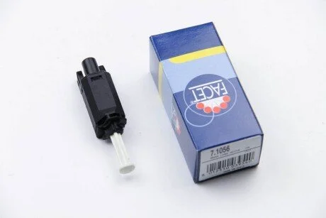 Датчик стоп-сигналу VW Passat/Golf 83-96 (7.1056) Facet FACET 71056