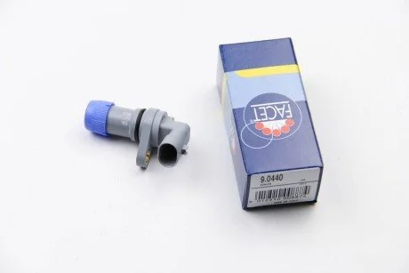 Датчик обертів коленвала Fiat Doblo,Ducato/ Opel ASTRA H, VECTRA C 1.9D/2.4D/3.2 02- (9.0440) Facet FACET 90440