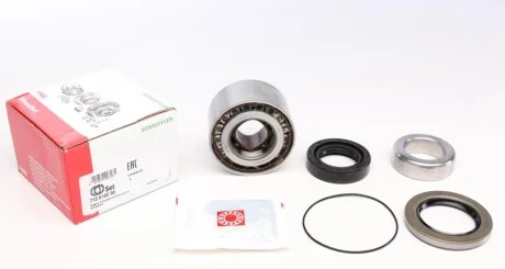 Підшипник маточини (задньої) Mitsubishi L200/Pajero 90- (opt-om) FAG 713 6192 90