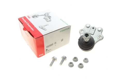 Опора кульова (передня/зверху) Toyota Hiace 2.4D 89-04 (opt-om) FAG 825 0008 10