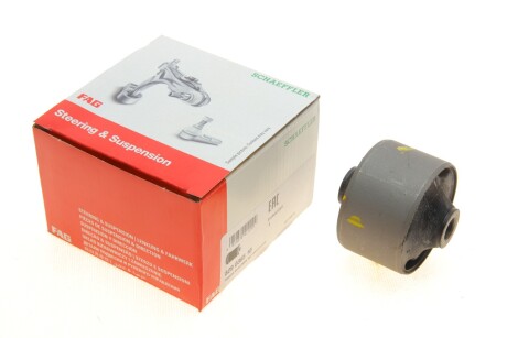 Сайлентблок важеля (переднього/ззаду) Hyundai Sante Fe 01-06 (opt-om) FAG 829 0365 10