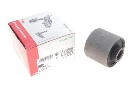 Сайлентблок важеля (переднього/знизу) MB E-class (W211) (повздовжнього) (16.2x70x80) (opt-om) FAG 829 0420 10