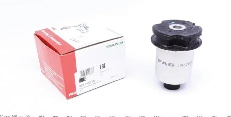 Сайлентблок балки (задньої) Audi А4 1.6-2.8 TDI 94-01 (opt-om) FAG 829 0482 10