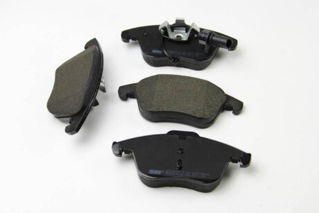 Колодки гальмівні дискові ПЕРЕДН AUDI A4 2007 -, A4 ALLROAD 2009 -, A5 2007 - -ua FERODO FDB4045